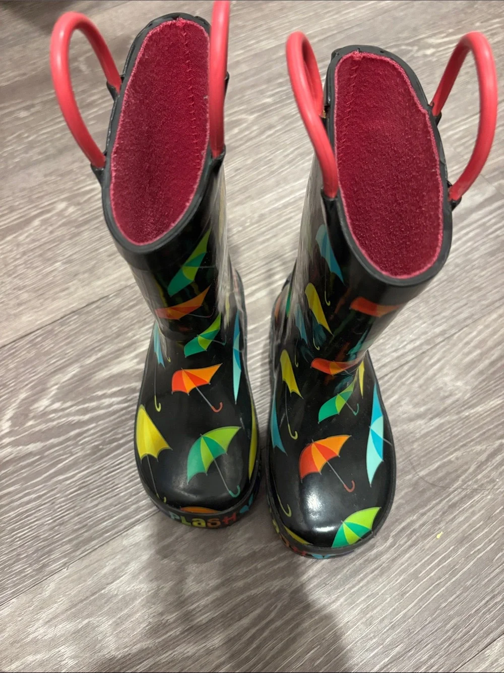 Charming sturdy rainbow umbrella print Landchief rain boots handles size 7 or 24